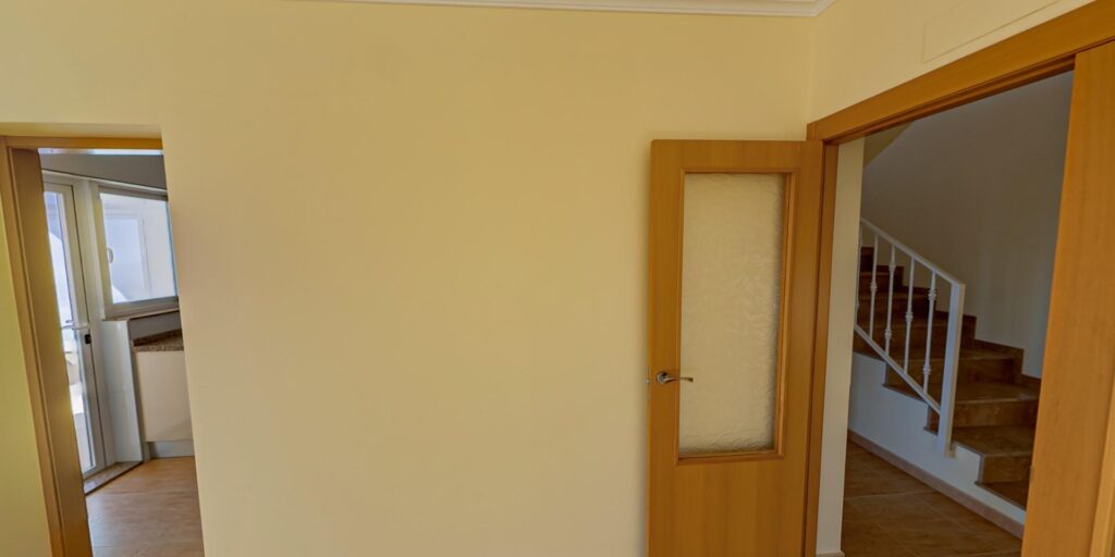 2204793511724-27.jpg