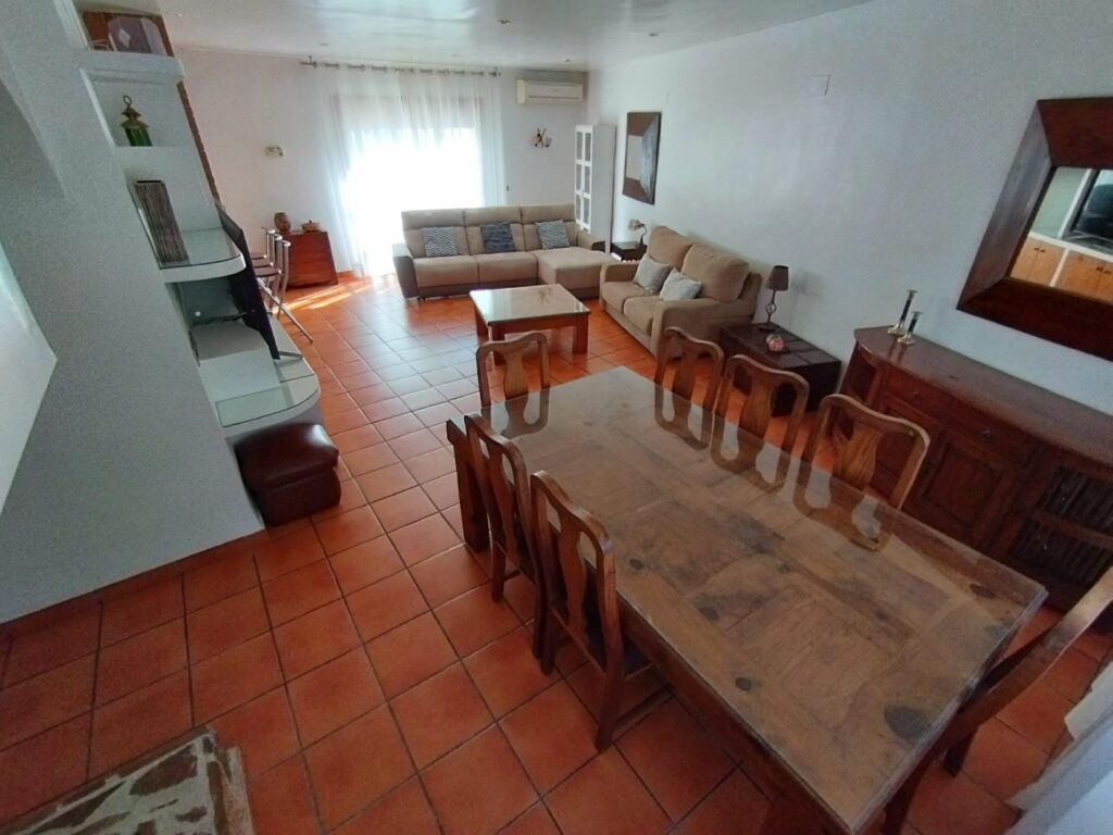 2224416711724-18.jpg