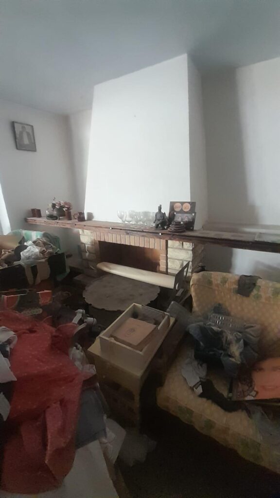 2506631611724-19.jpg
