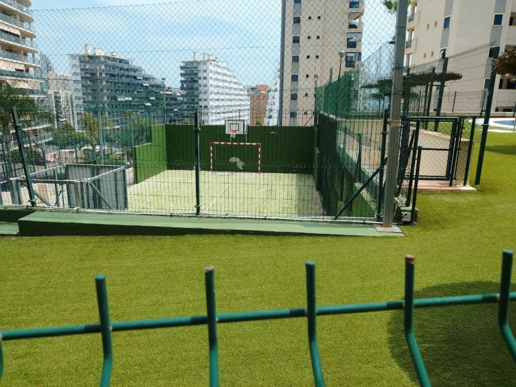 2599493411724-16.jpg
