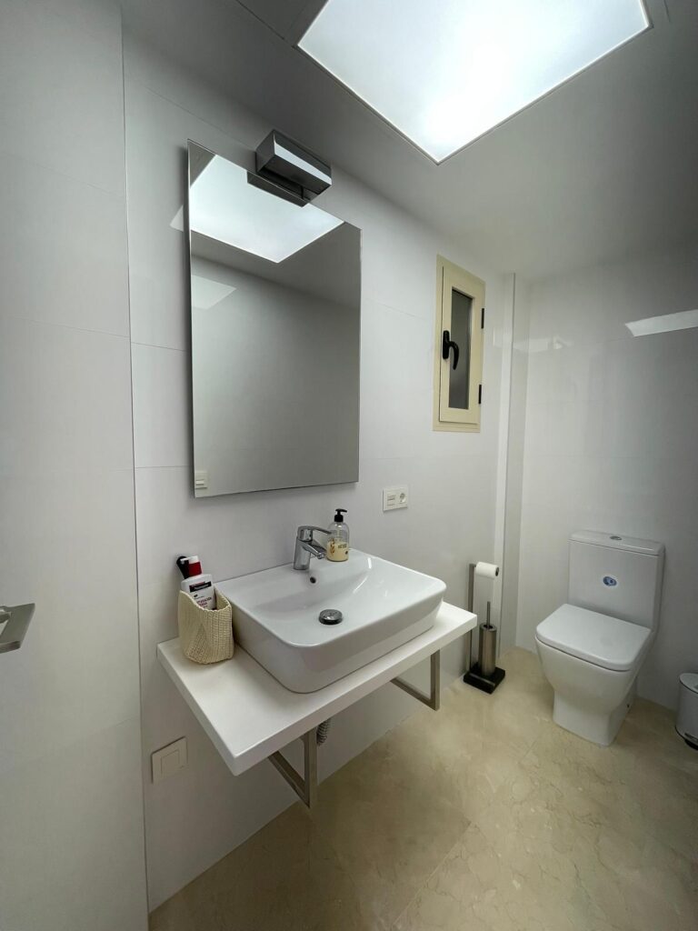 2876254511724-7.jpg